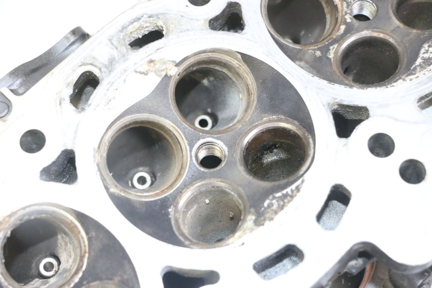 photo de GŁOWICA CYLINDRÓW HONDA CB R 1000 (2018 - 2023) - Widok ogólny