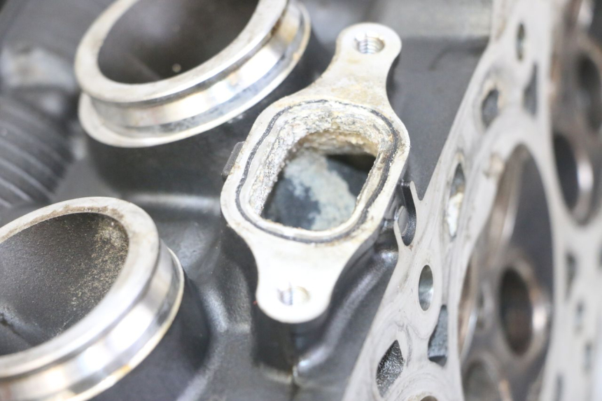 photo de GŁOWICA CYLINDRÓW HONDA CB R 1000 (2018 - 2023) - Część sprawdzona