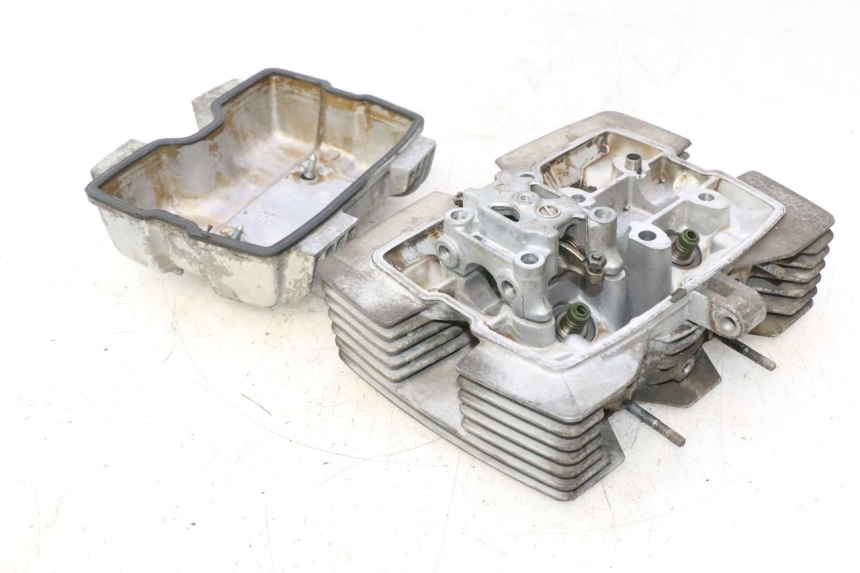 photo de GŁOWICA CYLINDRA HONDA CB TWO FIFTY 250 (1991 - 2002) - Widok ogólny