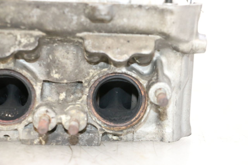 photo de GŁOWICA CYLINDRÓW HONDA CBR RR FIREBLADE 900 (1992 - 1994) - Zbliżenie techniczne