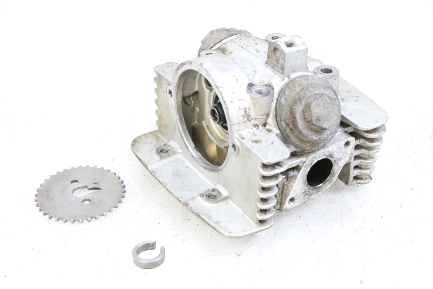 photo de GŁOWICA CYLINDRA SHERCO CITY CORP 125 (2003 - 2007) - Widok z bliska