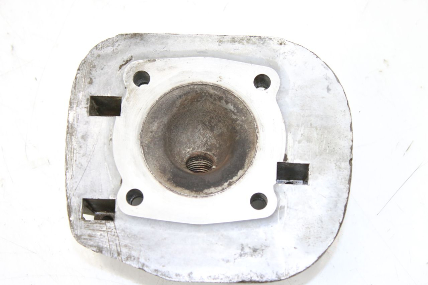 photo de GŁOWICA SILNIKA SUZUKI CP 80 (1985 - 1996) - Inny kąt widzenia