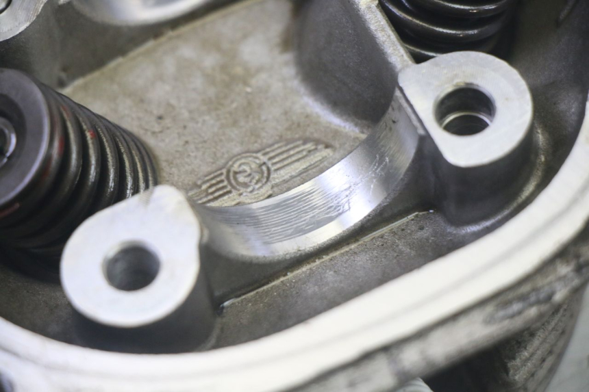 photo de GŁOWICA CYLINDRÓW LONGJIA DIGITA 4T 50 (2019 - 2022) - Oznaczenia i referencje