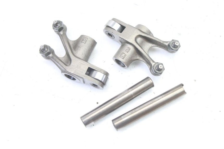 photo de GŁOWICA CYLINDRÓW KYMCO DINK STREET 125 (2009 - 2014) - Widok z bliska