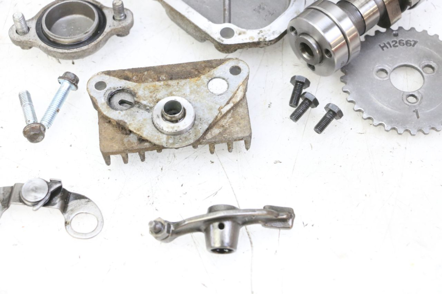 photo de GŁOWICA CYLINDRA CCR DIRT BIKE 125 - Widok z bliska