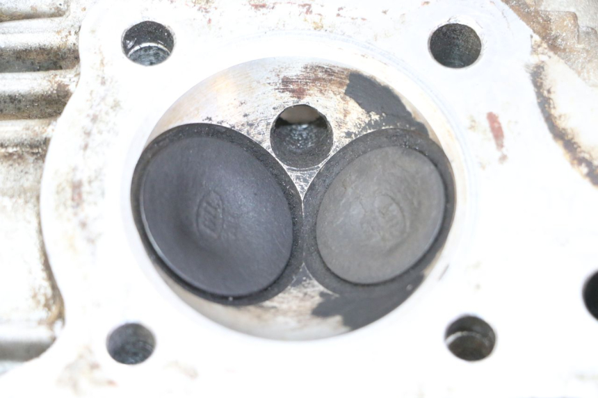 photo de GŁOWICA CYLINDRA CCR DIRT BIKE 125 - Struktura - zbliżenie