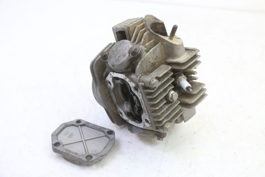 photo de GŁOWICA CYLINDRA BSE DIRTBIKE PH10L 125 - Punkty mocowania