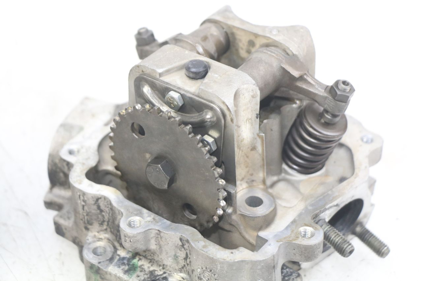 photo de GŁOWICA CYLINDRÓW PEUGEOT ELYSEO 125 (1999 - 2004) - Widok z bliska