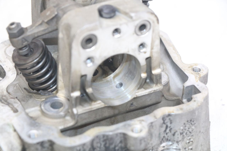 photo de GŁOWICA CYLINDRÓW PEUGEOT ELYSEO 125 (1999 - 2004) - Alternatywny kąt