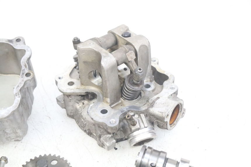 photo de GŁOWICA CYLINDRÓW PEUGEOT ELYSEO 125 (1999 - 2004) - Zoom jakości