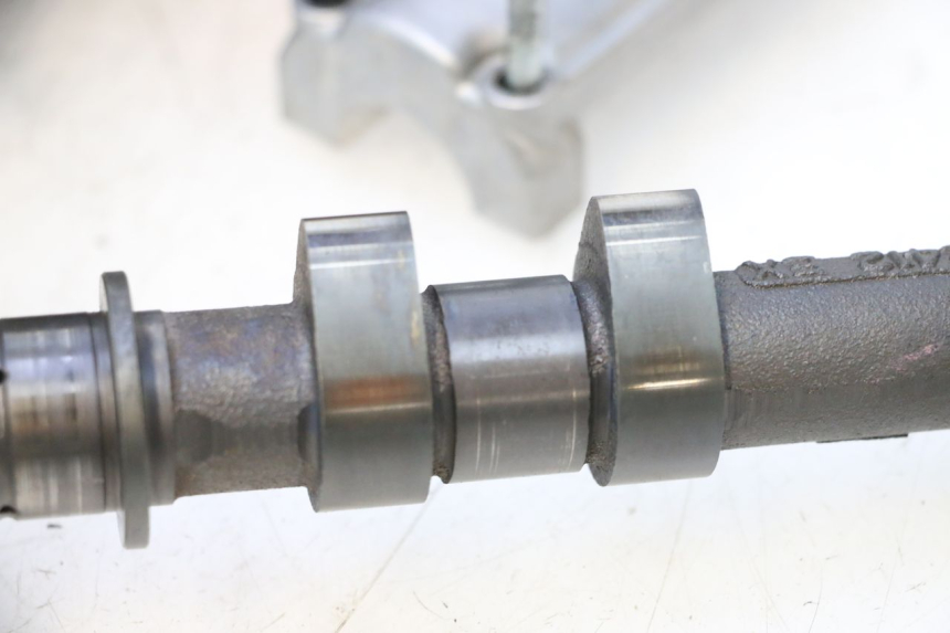 photo de GŁOWICA CYLINDRA KAWASAKI ER-6 ER6 N 650 (2005 - 2009) - Zbliżenie techniczne