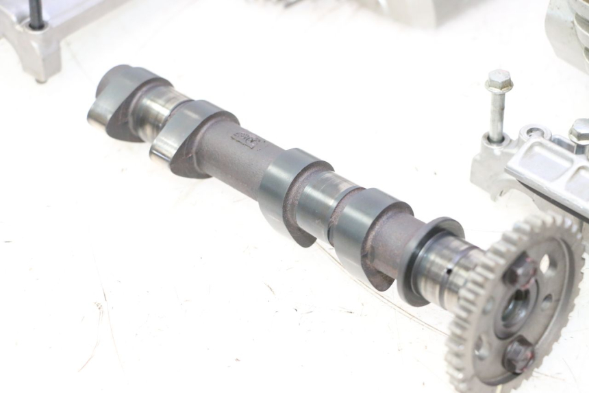 photo de GŁOWICA CYLINDRA KAWASAKI ER-6 ER6 N 650 (2005 - 2009) - Oznaczenia i referencje