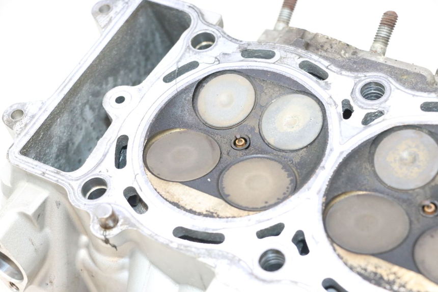 photo de GŁOWICA CYLINDRA KAWASAKI ER-6 ER6 N 650 (2005 - 2009) - Inny kąt widzenia