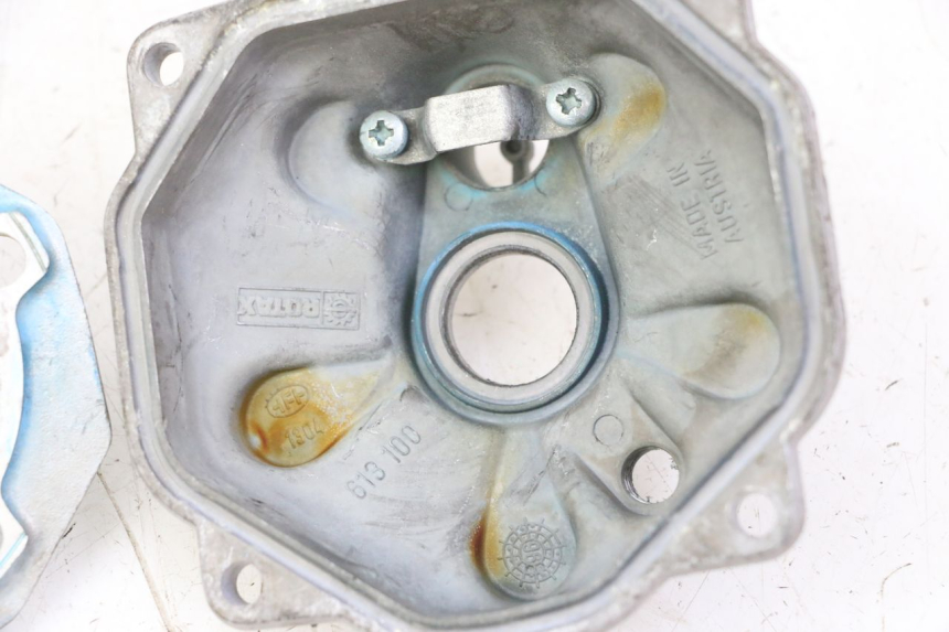 photo de GŁOWICA CYLINDRÓW APRILIA ETX 125 (1998 - 2002) - Widok ogólny