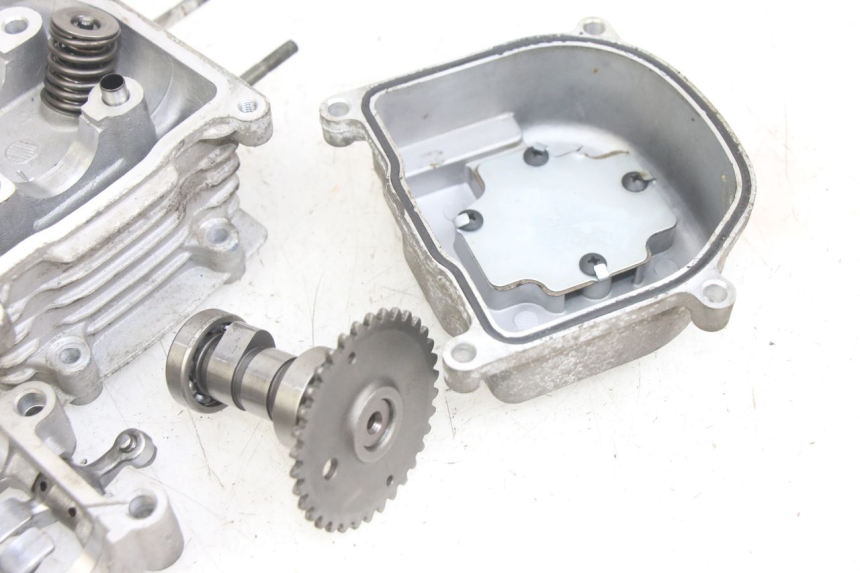 photo de GŁOWICA CYLINDRÓW JM MOTORS EVOLIS 4T 50 (2018 - 2022) - Kontrola wizualna