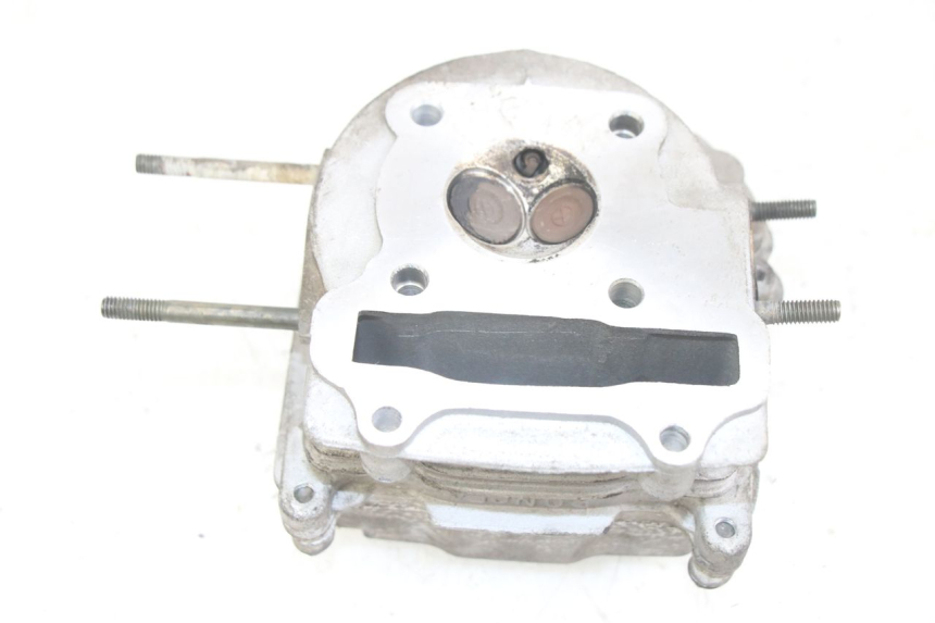 photo de GŁOWICA CYLINDRÓW JM MOTORS EVOLIS 4T 50 (2018 - 2022) - Punkty mocowania