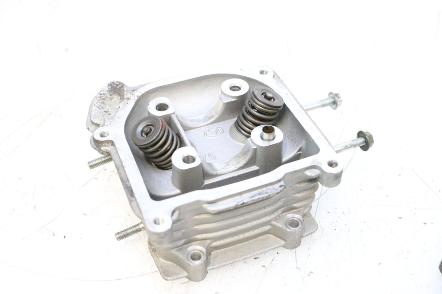 photo de GŁOWICA CYLINDRÓW JM MOTORS EVOLIS 4T 50 (2018 - 2022) - Szczegół części