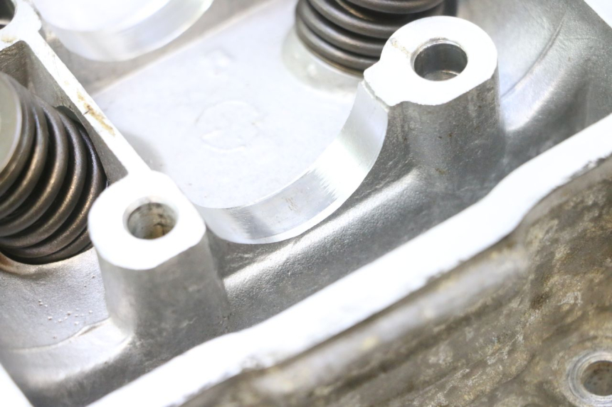 photo de GŁOWICA CYLINDRA JM MOTORS F45i 4T 50 (2020 - 2023) - Inny kąt widzenia