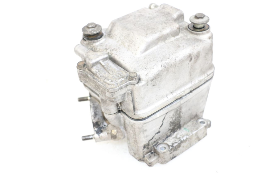 photo de GŁOWICA CYLINDRA HONDA FES S-WING SWING ABS 125 (2007 - 2015) - Zbliżenie techniczne