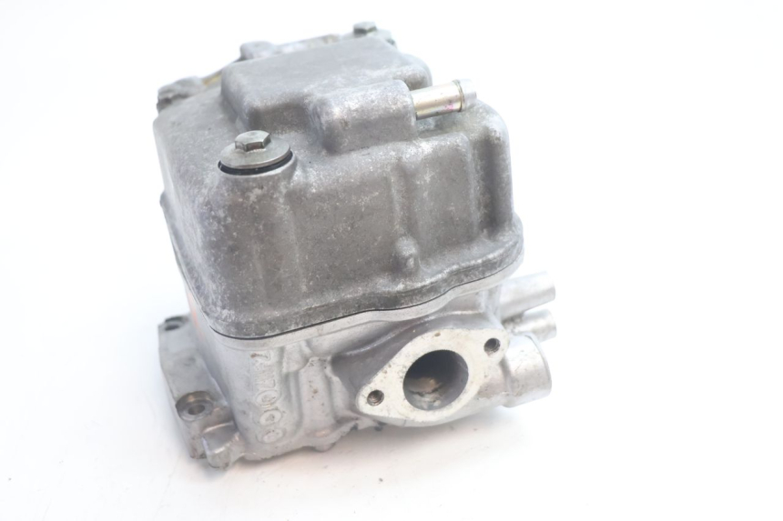 photo de GŁOWICA CYLINDRA HONDA FES S-WING SWING ABS 125 (2007 - 2015) - Alternatywny kąt