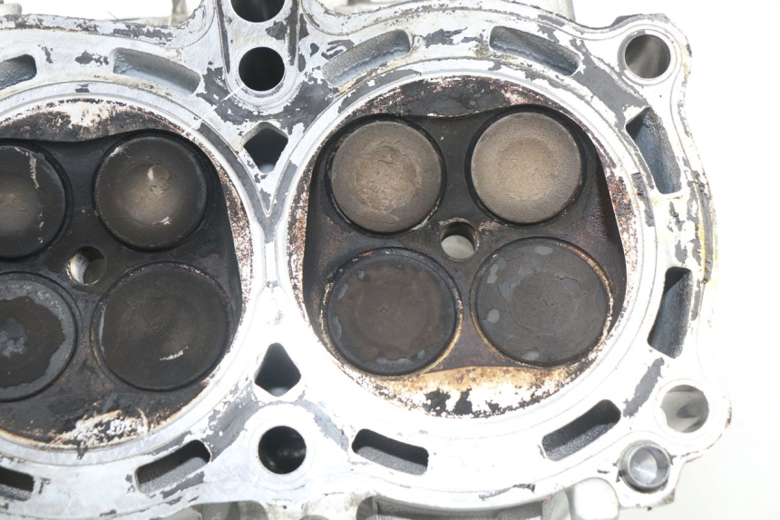 photo de GŁOWICA CYLINDRÓW YAMAHA FJR ABS 1300 (2006 - 2012) - Kontrola wizualna