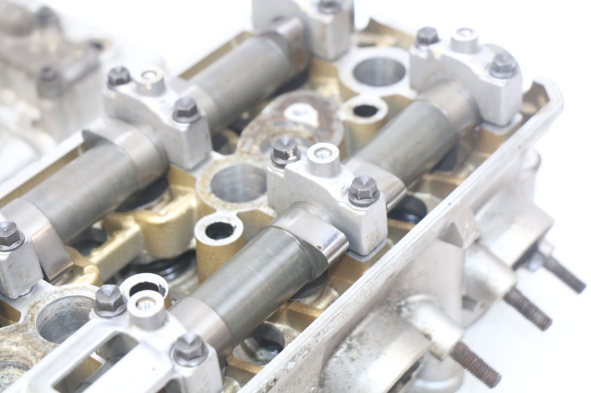 photo de GŁOWICA CYLINDRÓW YAMAHA FJR ABS 1300 (2006 - 2012) - Alternatywny kąt