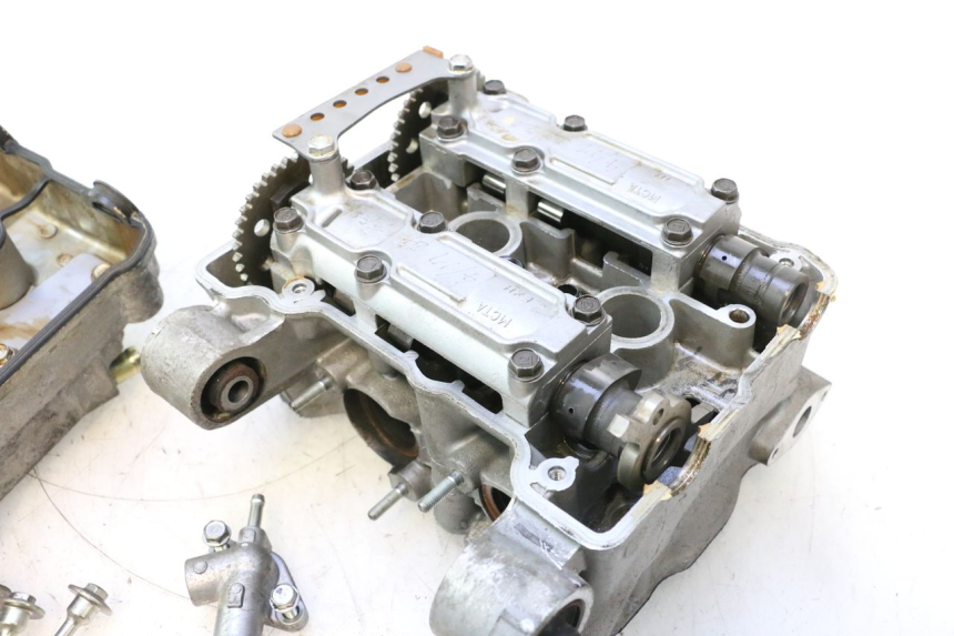 photo de GŁOWICA SILNIKA HONDA FJS SILVER WING SILVERWING 400 (2005 - 2008) - Szczegół części