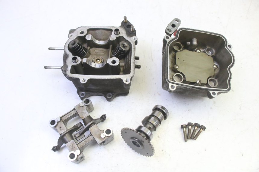 photo de GŁOWICA CYLINDRÓW KYMCO GRAND DINK 125 (2008 - 2014) - Widok produktu