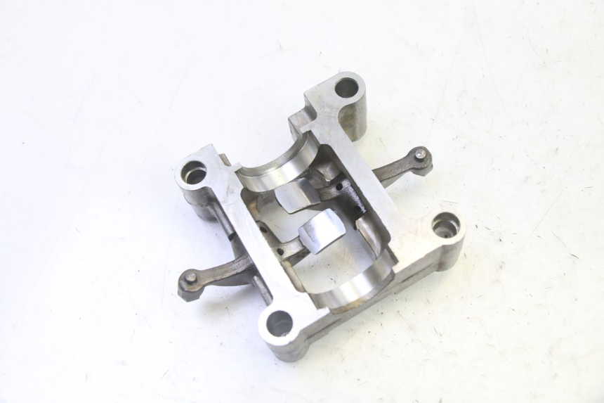 photo de GŁOWICA CYLINDRÓW KYMCO GRAND DINK 125 (2008 - 2014) - Alternatywny kąt