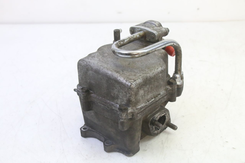 photo de GŁOWICA CYLINDRÓW KYMCO GRAND DINK 125 (2008 - 2014) - Zbliżenie techniczne