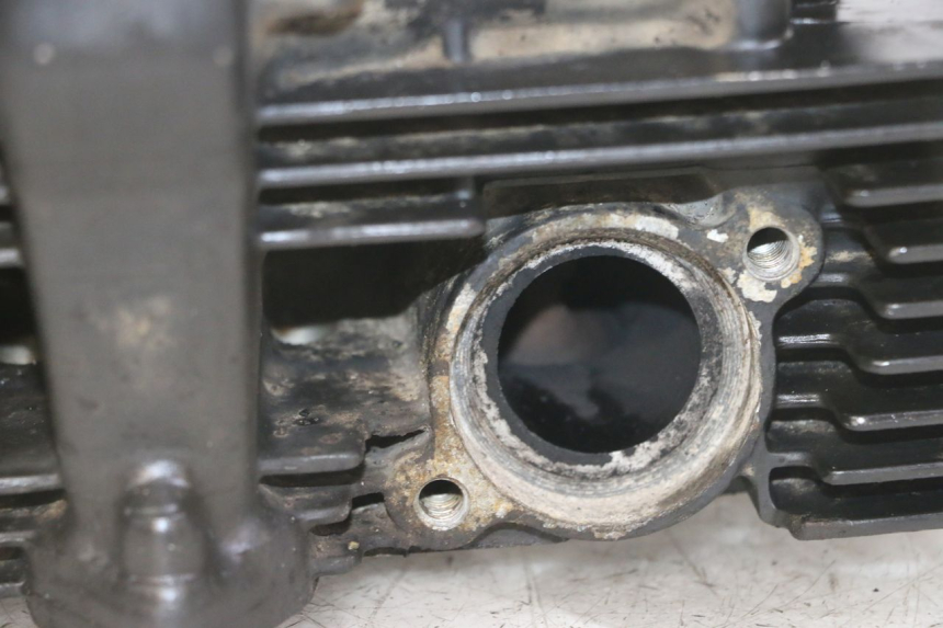 photo de GŁOWICA SILNIKA SUZUKI GS GSE 500 (2001 - 2003) - Widok profilu