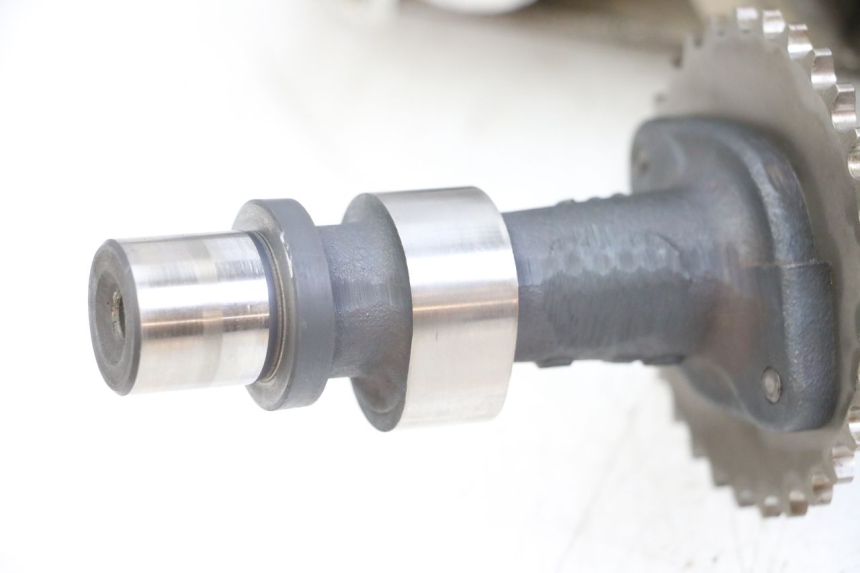 photo de GŁOWICA CYLINDRÓW SUZUKI GSX E 250 (1982 - 1983) - Część sprawdzona