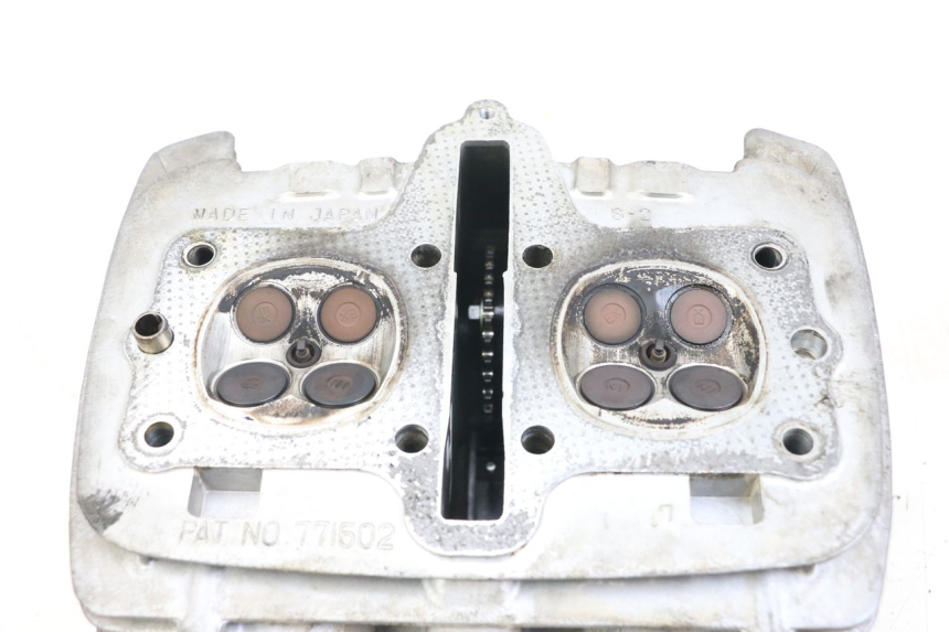 photo de GŁOWICA CYLINDRÓW SUZUKI GSX E 250 (1982 - 1983) - Punkty mocowania