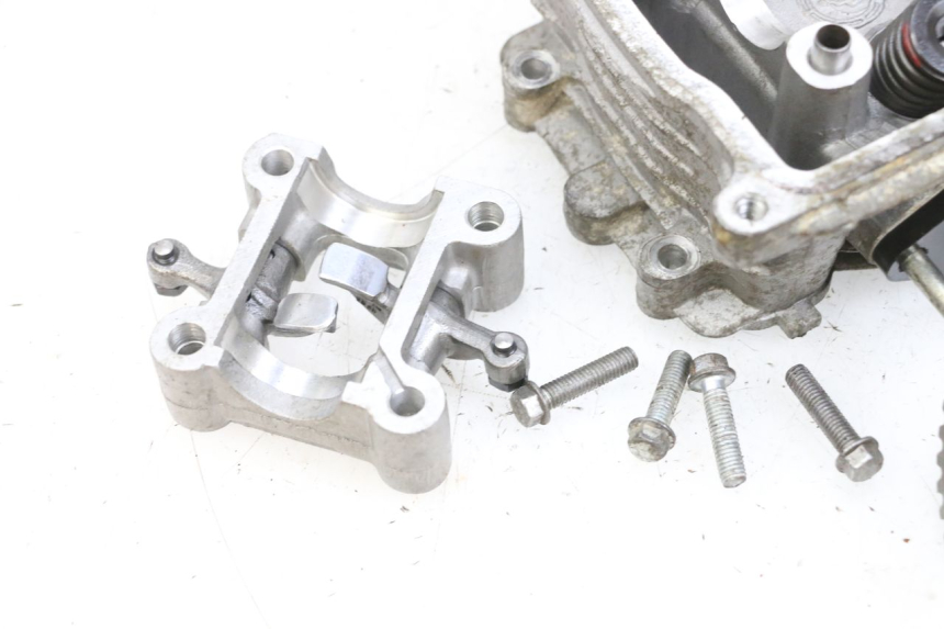 photo de GŁOWICA CYLINDRÓW SPEEDY HT50QT6 50 - Stan powierzchni