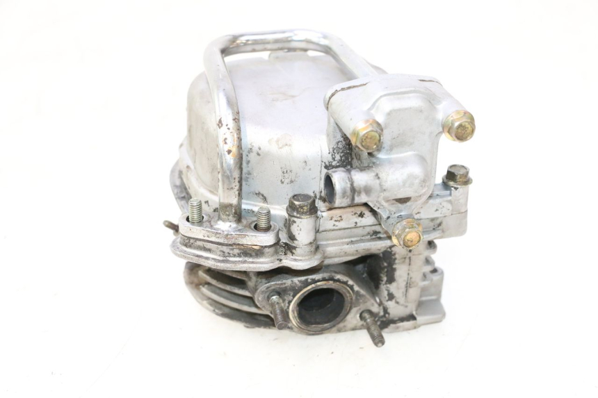 photo de GŁOWICA CYLINDRÓW PEUGEOT KISBEE 4T 50 (2010 - 2017) - Inny kąt widzenia