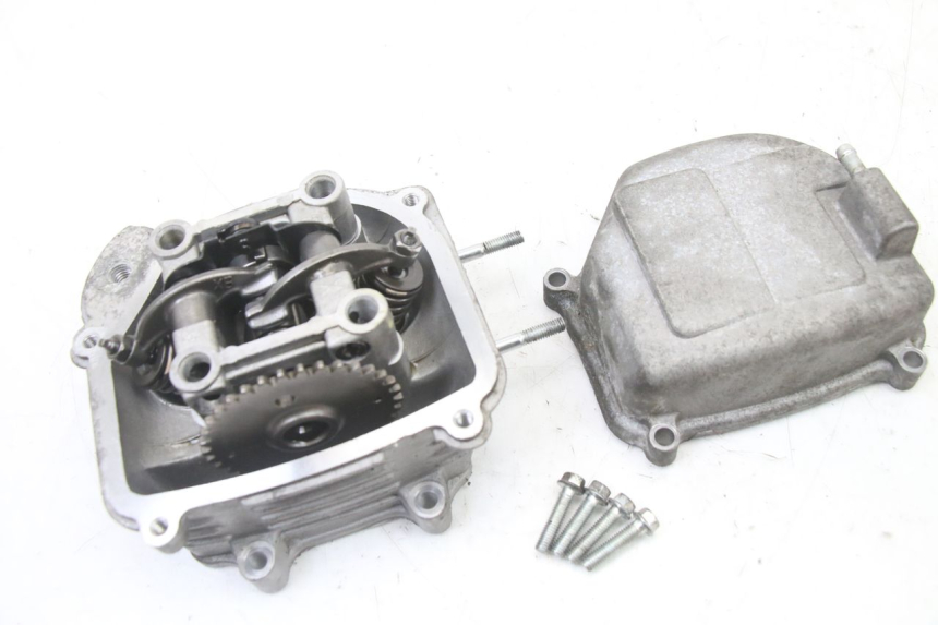 photo de GŁOWICA SILNIKA LONGJIA SHARPY 125 (2020 - 2024) - Punkty mocowania