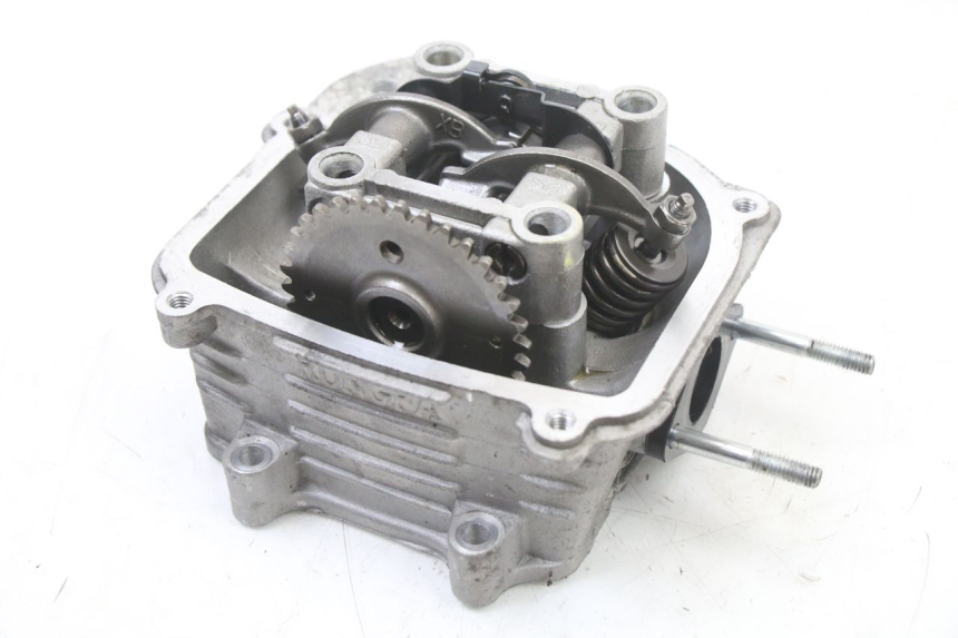 photo de GŁOWICA SILNIKA LONGJIA SHARPY 125 (2020 - 2024) - Stan powierzchni