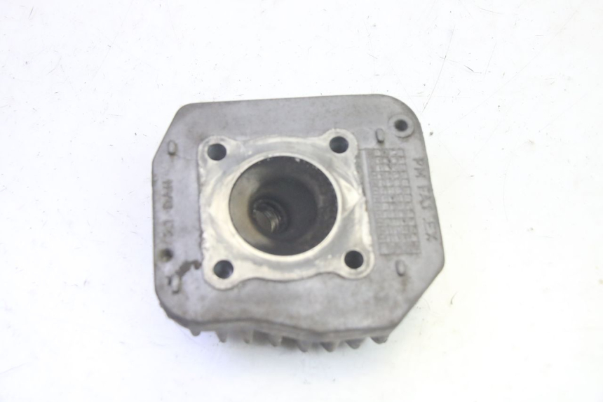 photo de GŁOWICA CYLINDRA PEUGEOT LUDIX 50 (2008 - 2017) - Zbliżenie techniczne