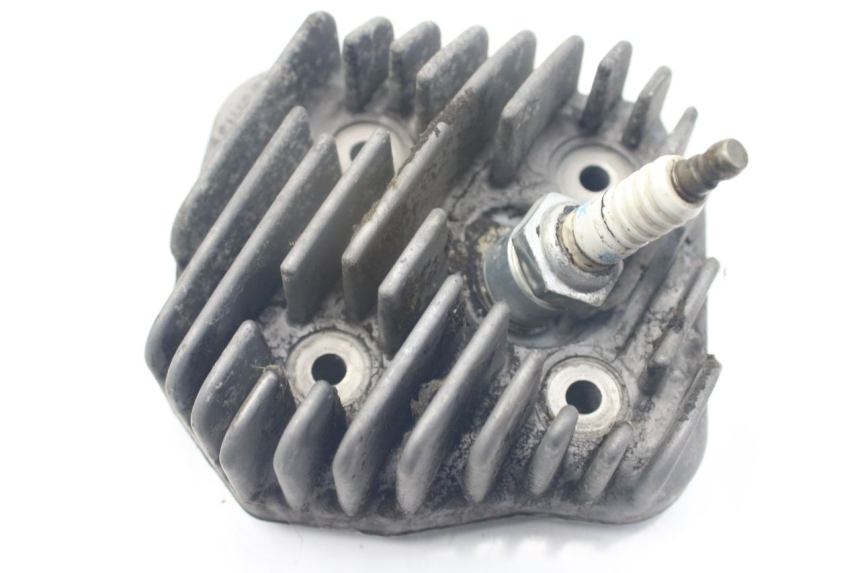 photo de GŁOWICA CYLINDRÓW PEUGEOT LUDIX SNAKE 2T 50 (2004 - 2014) - Zbliżenie techniczne