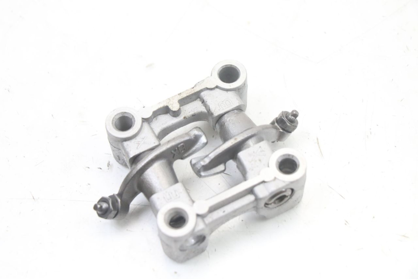 photo de GŁOWICA CYLINDRÓW MASH CITY 4T 50 (2018 - 2020) - Widok z bliska