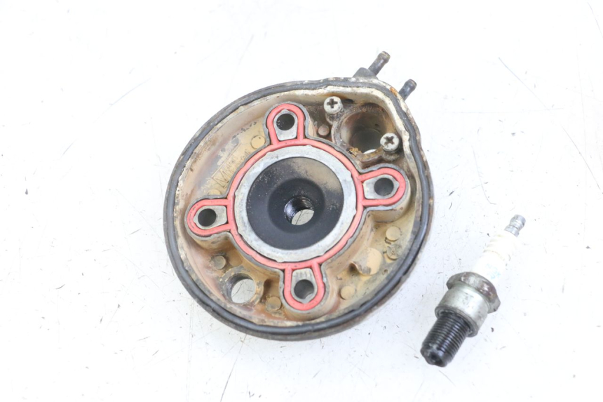 photo de GŁOWICA SILNIKA MBK X-LIMIT XLIMIT 50 (2007 - 2012) - Zoom stanu zużycia