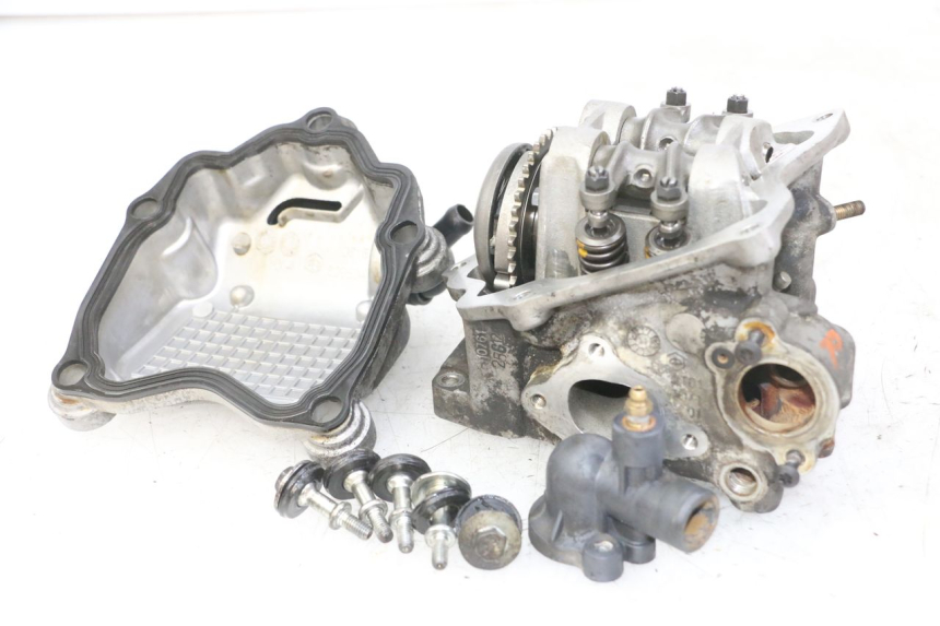 photo de GŁOWICA CYLINDRÓW PIAGGIO MP3 LT 300 (2010 - 2016) - Kontrola wizualna