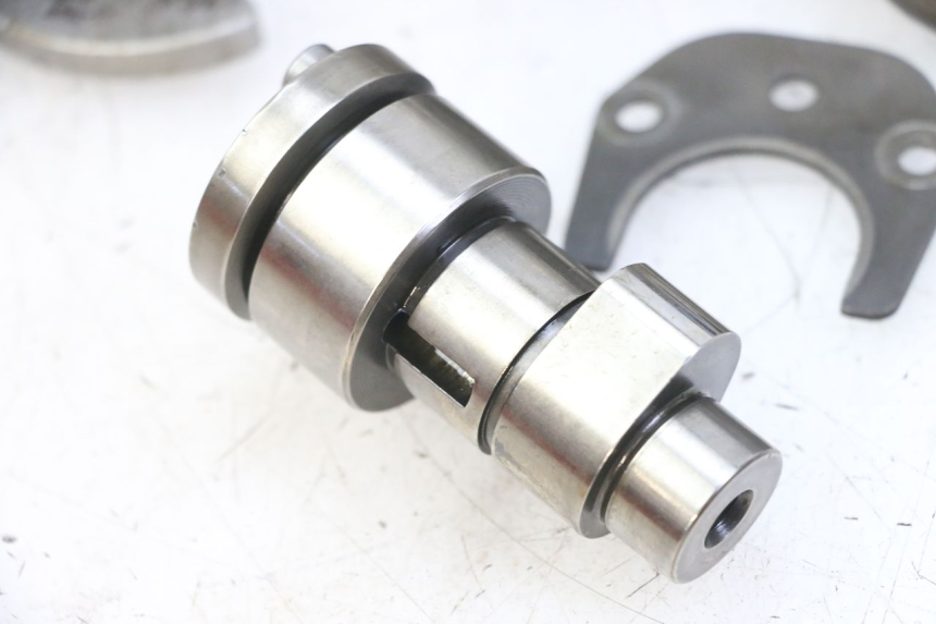 photo de GŁOWICA CYLINDRÓW PIAGGIO MP3 LT 300 (2010 - 2016) - Widok profilu