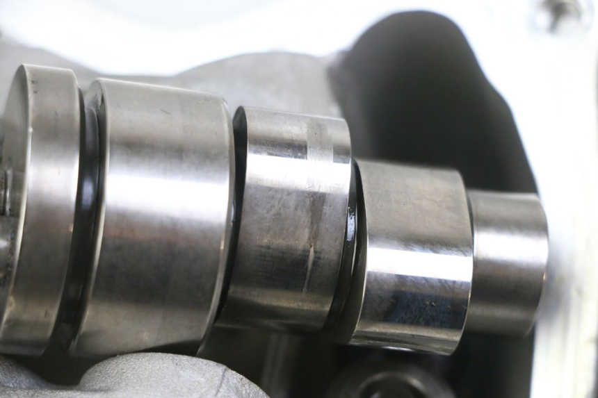 photo de GŁOWICA CYLINDRÓW PIAGGIO MP3 LT 300 (2010 - 2016) - Szczegół części