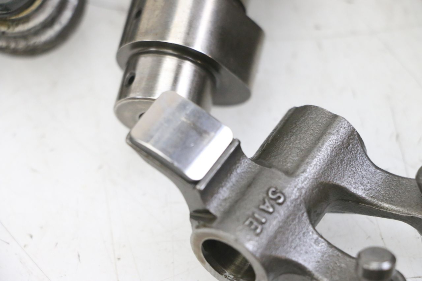 photo de GŁOWICA CYLINDRÓW PIAGGIO MP3 LT 300 (2010 - 2016) - Zoom stanu zużycia