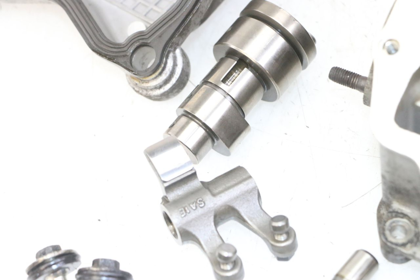 photo de GŁOWICA CYLINDRÓW PIAGGIO MP3 LT 300 (2010 - 2016) - Punkty mocowania