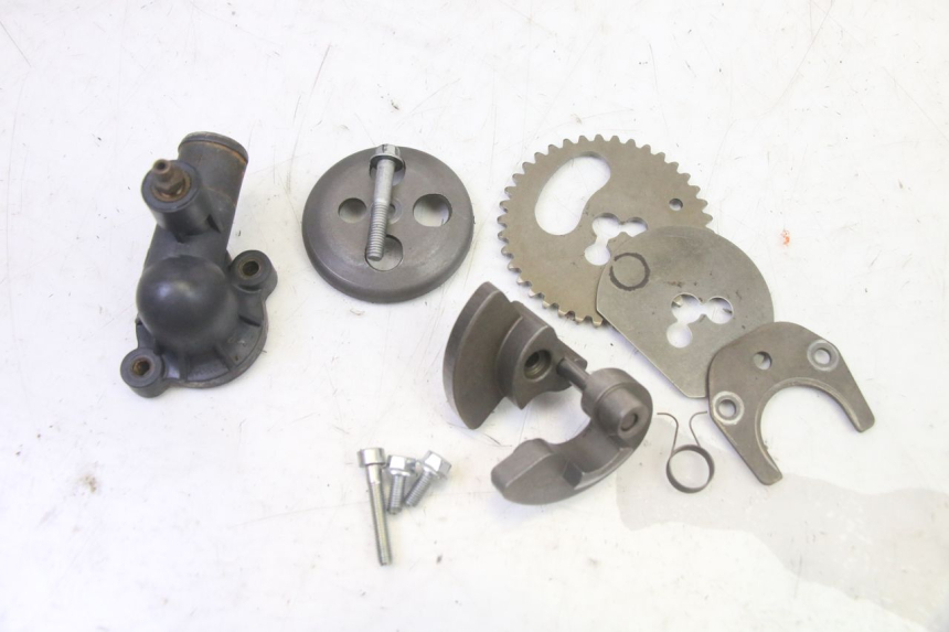 photo de GŁOWICA CYLINDRÓW PIAGGIO MP3 LT 300 (2010 - 2016) - Zbliżenie techniczne