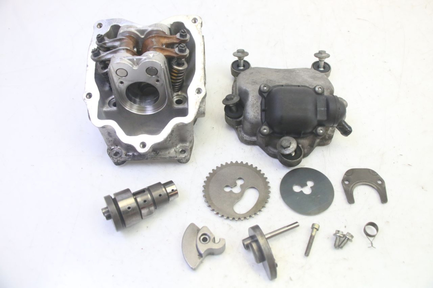 photo de GŁOWICA SILNIKA PIAGGIO MP3 RL 250 (2006 - 2010) - Widok produktu