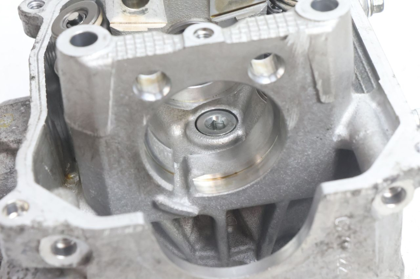 photo de GŁOWICA CYLINDRA YAMAHA N-MAX NMAX 125 (2021 - 2024) - Kontrola wizualna