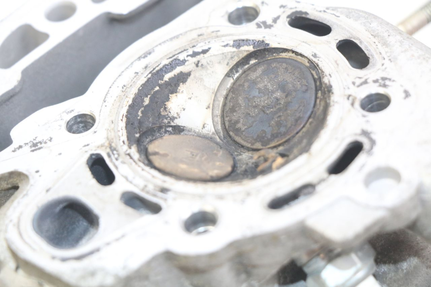 photo de GŁOWICA SILNIKA HONDA NHX LEAD 110 (2008 - 2010) - Zoom stanu zużycia